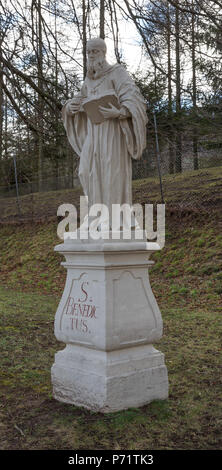 Deutsch: Kalvarienberg in Heiligenkreuz, Niederösterreich inglese: Calvario in Heiligenkreuz, Bassa Austria questo supporto mostra il monumento protetto con il numero 70028 in Austria. (Commons, de, ) ubicazione dell'oggetto 48° 03' 22.32" N, 16° 08' 05.32" e visualizzare questa e altre immagini nelle vicinanze su: OpenStreetMap - Google Earth; 48.056200 16.134810 . 11 febbraio 2016, 12:34:10 12 a 70028 Calvario Heiligenkreuz, Bassa Austria 1748 Foto Stock