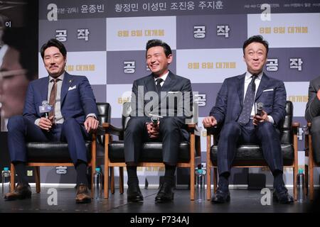 Seul in Corea. 03 Luglio, 2018. Direttore Yun Jong-bin, cast principale Hwang Jung-min, Lee Sung-min, Cho Jin-woong, Ju Ji Hoon ecc. hanno partecipato alla conferenza di produzione di "Spy andato Nord' a Seoul, Corea sulla 03th luglio, 2018.(Cina e Corea diritti) Credito: TopPhoto/Alamy Live News Foto Stock