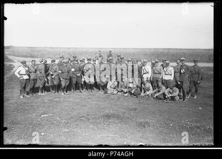 75 Narcyz Witczak-Witaczyński - Ćwiczenia broni pancernej (107-555-3) Foto Stock