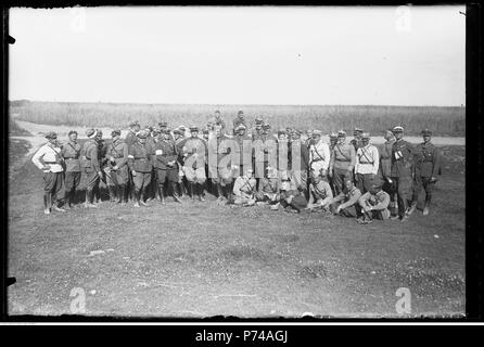 75 Narcyz Witczak-Witaczyński - Ćwiczenia broni pancernej (107-555-3) Foto Stock