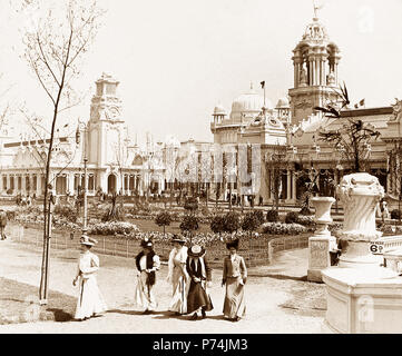 Palazzo francese di Arti Applicate, il Salone franco-britannique a White City di Londra nel 1908 Foto Stock
