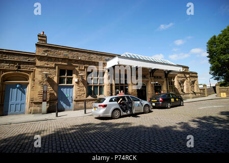 Ufficio prenotazioni e ingresso superiore Lancaster stazione ferroviaria England Regno Unito Foto Stock