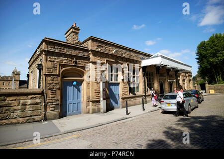 Ufficio prenotazioni e ingresso superiore Lancaster stazione ferroviaria England Regno Unito Foto Stock