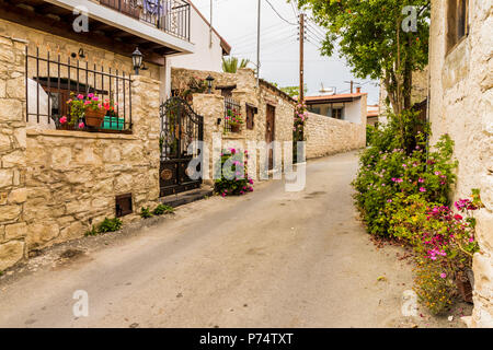 Una vista del villaggio tradizionale Lania in Cipro Foto Stock