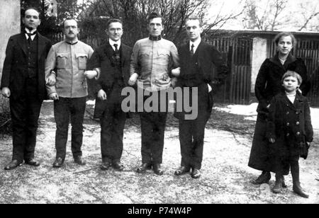 Slovenšina: Pavel Golia v skupini . tra il 1914 e il 1918 38 Pavel Golia v skupini 1914-18 Foto Stock