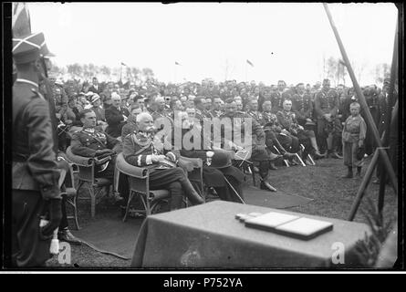 75 Narcyz Witczak-Witaczyński - Święto 1 Pułku Strzelców Konnych (107-728-13) Foto Stock