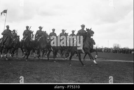 75 Narcyz Witczak-Witaczyński - Święto 1 Pułku Strzelców Konnych (107-728-23) Foto Stock