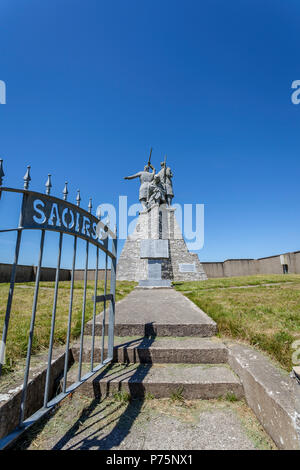 Scultura commemorativa per i combattenti per la libertà che hanno perso la vita nella guerra di indipendenza, nella contea di Roscommon Irlanda Foto Stock