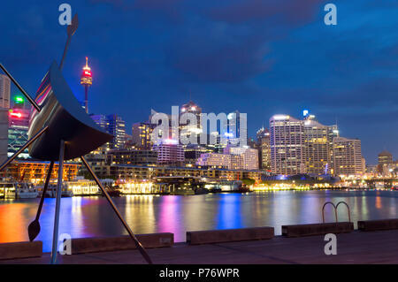 Darling Harbour di notte Sydney Foto Stock