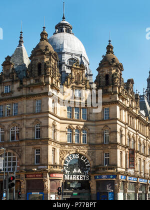 Kirkgate edificio di mercato aperto 1904 da Vicar Lane Leeds West Yorkshire Inghilterra Foto Stock