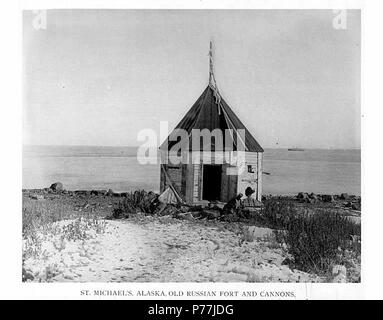 . Inglese: Forte Russo e cannoni, San Michele, ca. 1906 . Inglese: didascalia sul monte: la parrocchia di San Michele, Alaska, vecchio Forte Russo e cannoni soggetti (LCTGM): fortezze e fortificazioni--Alaska--Saint Michael; cannoni--Alaska--Saint Michael . circa 1906 11 Forte Russo e cannoni, San Michele, ca 1906 (NOWELL 266) Foto Stock