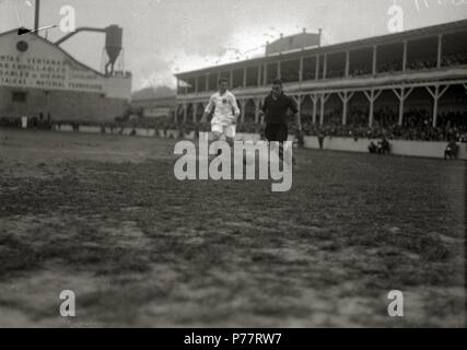 29 Escenas de la final de Campeonato de España en el campo de Atotxa entre los equipos del Real Unión y Real Madrid (1-0) (13 de 18) - Fondo Car-Kutxa Fototeka Foto Stock