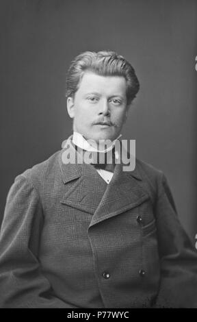 Inglese: fotografia dell'architetto finlandese Sebastian Gripenberg (1850-1925). Preso il 26 Ottobre 1877 56 Sebastian-Gripenberg-1877 Foto Stock