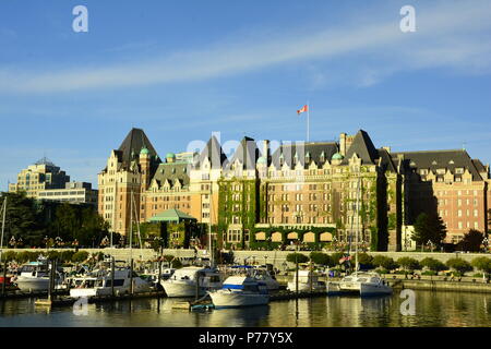 Empress Hotel e porto interno a Victoria BC, Canada Foto Stock