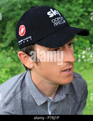 Team Sky della Geraint Thomas durante il Team Sky evento mediatico in Saint-Mars-la-Reorthe, Francia. Foto Stock