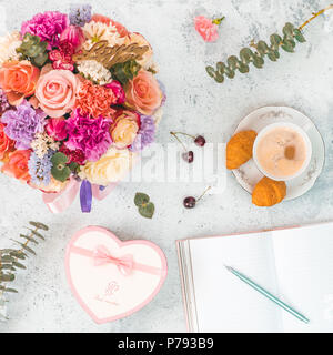 Bel bouquet, fiori diversi Foto Stock