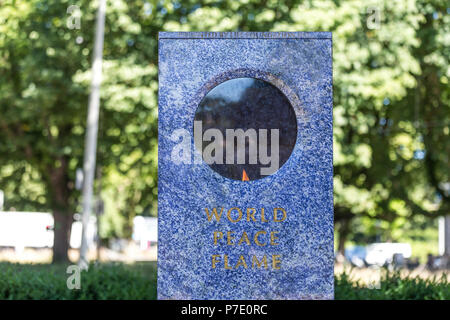 Corte internazionale di giustizia pace mondiale alla fiamma l'Aia Paesi Bassi Foto Stock
