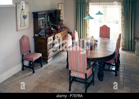 Rilasciato di proprietà privata bellissima country Manor House e fabbricati agricoli convertiti in prima classe di qualità case nel South Yorkshire Foto Stock