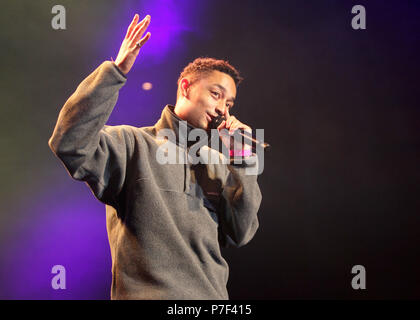 Giovanni Vescovo, Loyle Carner, Patti Smith, Eric Cantona e The Libertines (Peter Doherty e Carl Barat) eseguire al Roundhouse di speranza per la Palestina della carità da lunedì 4 giugno 2018 (foto di Ian Bines/WENN) dotata di: loyle carner dove: Londra, Regno Unito quando: 04 giu 2018 Credit: WENN.com Foto Stock