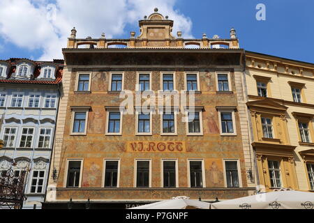 V J Rott edificio, ora Hard Rock Cafe, Malé náměstí (piazzetta), Staré Město (Città Vecchia), Praga Cechia (Repubblica Ceca), Europa Foto Stock