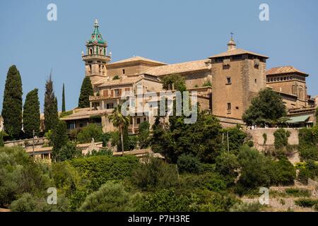 Cartuja y torre palacio del Rey Sancho, Valldemossa, Sierra de Tramuntana, Maiorca, isole Baleari, Spagna, Europa. Foto Stock