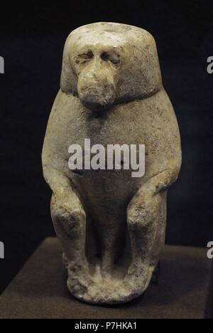 L'Egitto. Babuino in alabastro. Antico Regno. Lo stato Museo Hermitage. San Pietroburgo. La Russia. Foto Stock