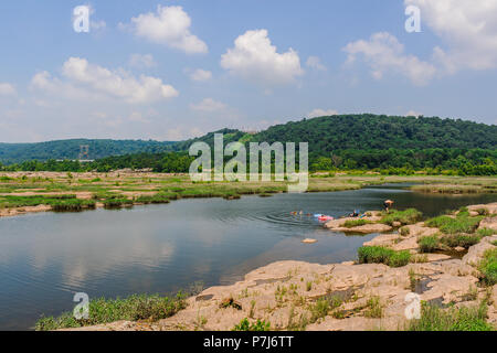 Il fiume Susquehanna sotto Holtwood Dam e vicino alla serratura 12 Foto Stock