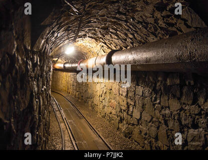 tunnel in underground mine Foto Stock