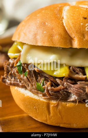 In casa la Mississippi Pot Roast Sandwich con formaggio Foto Stock