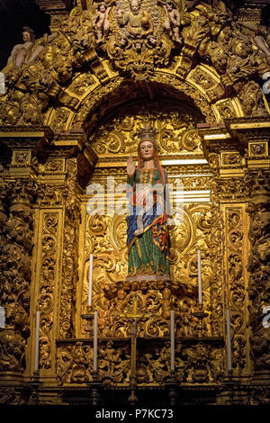 Statua della Vergine incinta Maria, Cattedrale di Évora, Évora, distretto di Évora, Portogallo, Europa Foto Stock