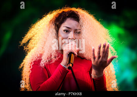 Roskilde, Danimarca. Il 7 luglio 2018. Il rapper inglese e cantante Stefflon Don esegue un concerto dal vivo durante il danese music festival Roskilde Festival 2018. (Photo credit: Gonzales Photo - Christian Hjorth). Credito: Gonzales foto/Alamy Live News Foto Stock