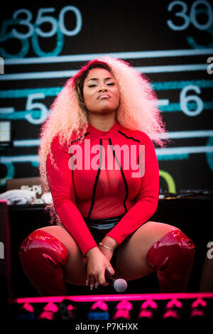 Roskilde, Danimarca. Il 7 luglio 2018. Il rapper inglese e cantante Stefflon Don esegue un concerto dal vivo durante il danese music festival Roskilde Festival 2018. (Photo credit: Gonzales Photo - Christian Hjorth). Credito: Gonzales foto/Alamy Live News Foto Stock