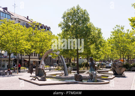 Paradise fontana sul Dr.-Max-Grundig-Anlage, Fürth, Franconia centrale, Franconia, Baviera, Germania Foto Stock