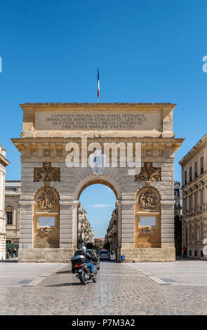 Montpellier, Herault, Francia Arc de Triomphe Porte du Peyrou, Regione Languedoc-Roussillon Foto Stock