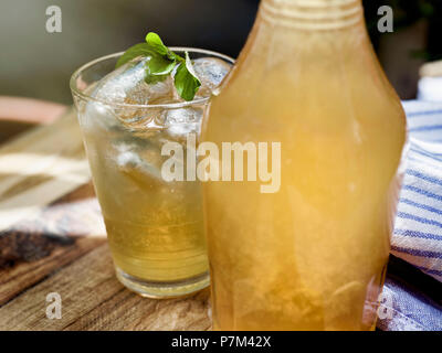 Ice Tea alla menta Foto Stock