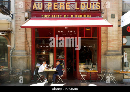 Francia, Haute Garonne, Toulouse, rue des Tourneurs, Au Pere Louis, uno dei più antichi winebar di Tolosa Foto Stock