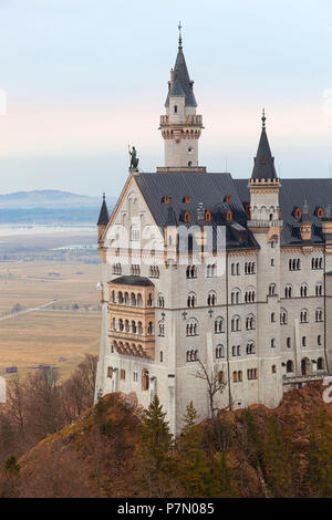 Il Castello di Neuschwanstein, Schwangau, Ostallgäu, Schwaben district, Baviera, Germania, Europa Foto Stock