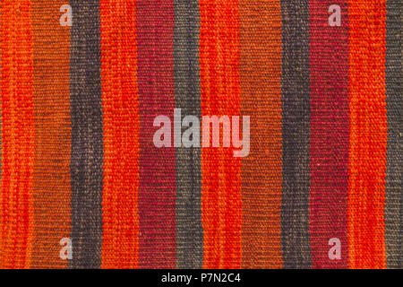 Tono di allarme rosso tappeto senza giunture vertical pattern,texture dello sfondo. Foto Stock