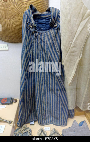 Inglese: visualizzare in Hakone Checkpoint Exhibition Hall - Hakone no Seki (barriera station) - Hakone, Giappone. Il 3 settembre 2016, 23:20:16 93 Abbigliamento - Hakone Checkpoint Exhibition Hall - Hakone no Seki (barriera station) - Hakone, Giappone - DSC06042 Foto Stock