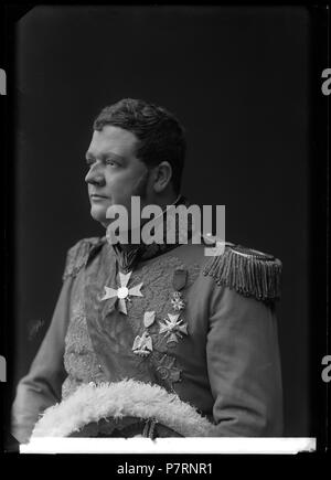 Agosto Svensson som Lefèbvre ho Hertiginnan av Danzig, Östermalmsteatern 1906. Glasnegativ 29 Agosto Svensson in Hertiginnan av a Danzica Östermalmsteatern 1906 - SMV - GS119 Foto Stock