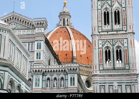 Vista ravvicinata del Duomo di Santa Maria del Fiore a Firenze, Toscana, Italia Foto Stock