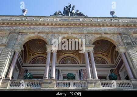 Il Royal Danish Theatre - sede per la Royal Danish Ballet - Kongens Nytorv, Copenhagen, Danimarca Foto Stock