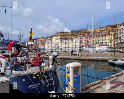 Pier porto Darsena, Portoferraio, Isola d'Elba, Regione Toscana, Provincia di Livorno, Italia, Europa Foto Stock