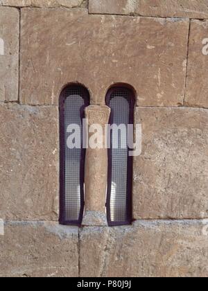 VENTANAS VISIGODAS SIGLO VII. Posizione: Iglesia de San Pedro de la navata, CAMPILLO, Zamora, Spagna. Foto Stock