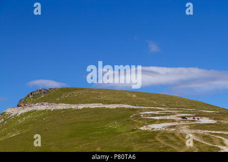 Vista estiva di Transalpina di Energia strada di montagna Foto Stock