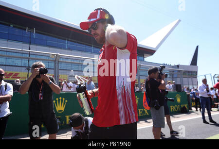 La Ferrari di Sebastian Vettel prima del 2018 British Grand Prix sul circuito di Silverstone, Towcester. Foto Stock