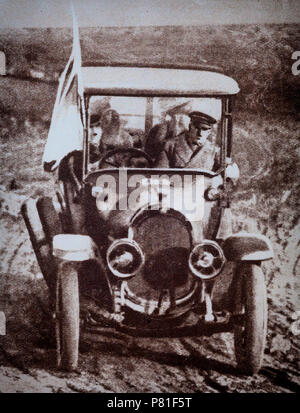 Il 6 novembre 1918, delegati tedeschi Berlino a sinistra per chiedere al generalissimo delle forze alleate per un armistizio. I delegati sono state soddisfatte dal personale degli ufficiali. Foto Stock