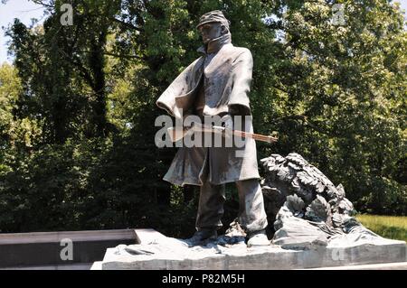 Statua di un soldato di unione per onorare i soldati che hanno combattuto per Wisconsin, all'assedio di Vicksburg durante la Guerra Civile. Foto Stock