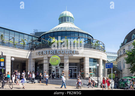 Centre Court Shopping Centre, il Broadway, Wimbledon, London Borough of Merton, Greater London, England, Regno Unito Foto Stock