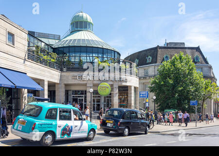 Centre Court Shopping Centre, il Broadway, Wimbledon, London Borough of Merton, Greater London, England, Regno Unito Foto Stock